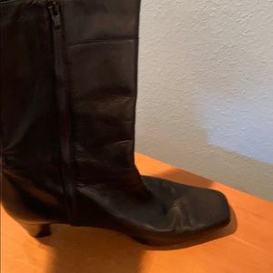 Cole Haan black leather boots with zipper Worn 1x